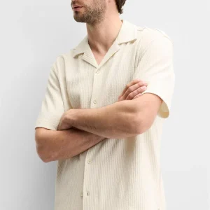 RUFFLED TEXTURED SHIRT